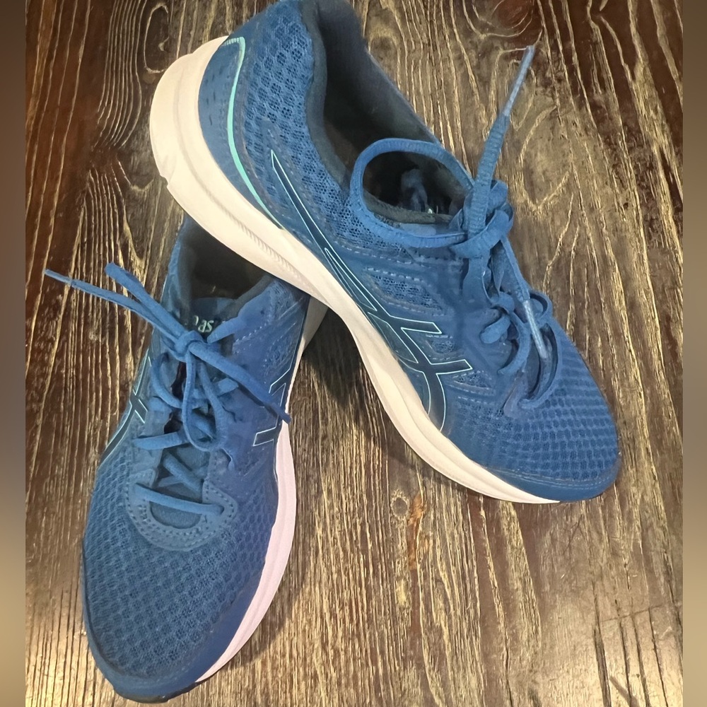 Asics Shoes Womens 8 Jolt 3 GS Running Sneakers Blue Mesh Unisex